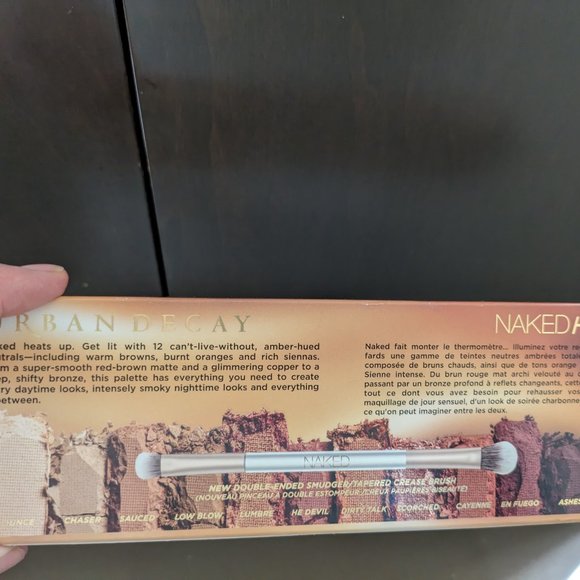 Brand NEW Urban Decay eyeshadow palette. - Picture 3 of 3